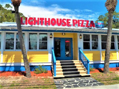 Things To Do https://oceanfrontcottage.icnd-cdn.com/images/thingstodo/Lighthouse pizza North end (2).jpg